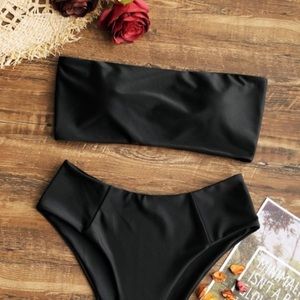 Black bandeau bathing suit top